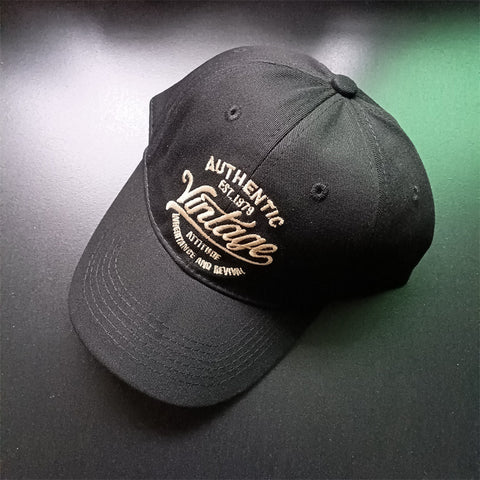 Men’s & Women’s Embroidered Baseball Cap – Streetwear Peaked Hat